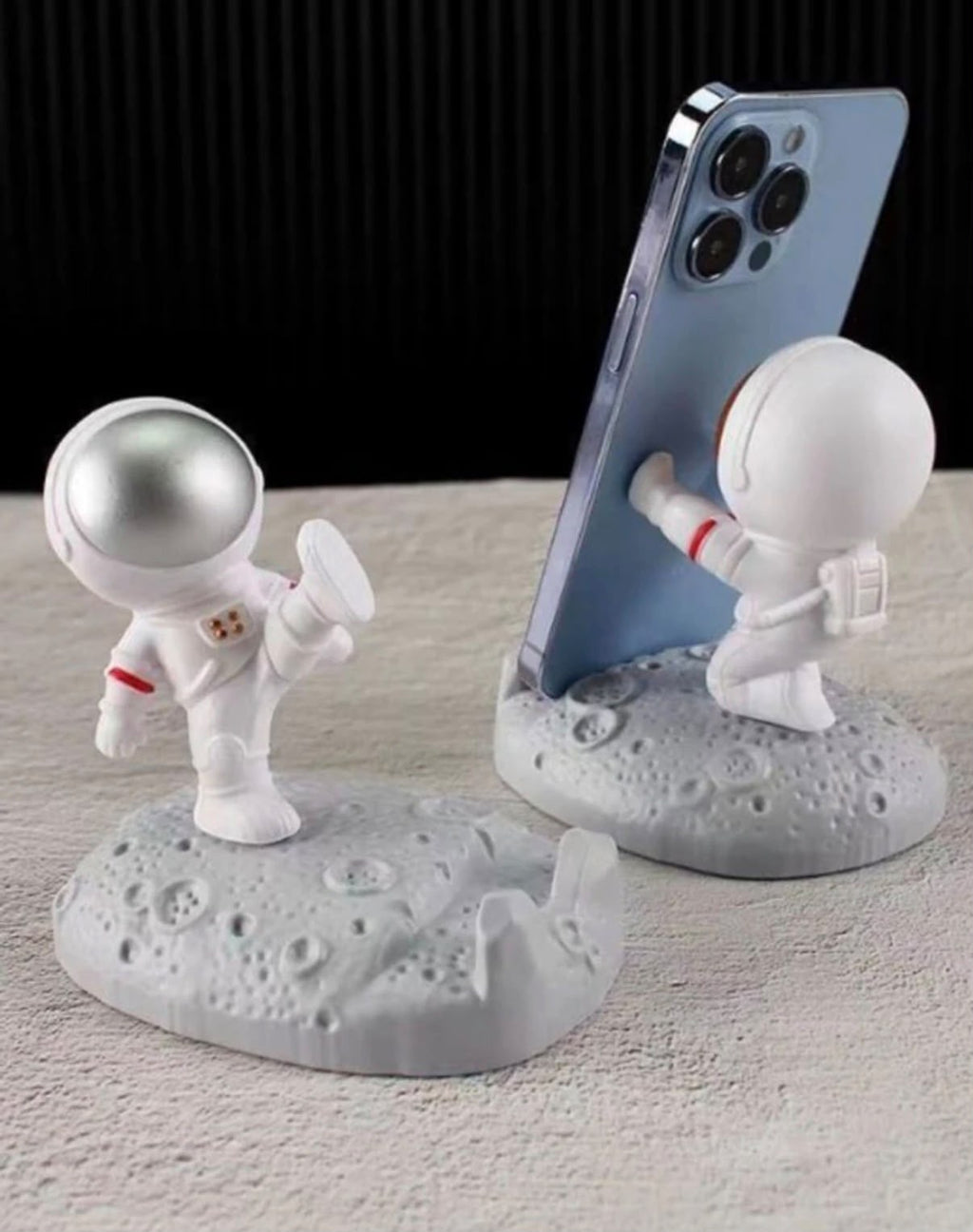 Cute Astronaut mobile holder