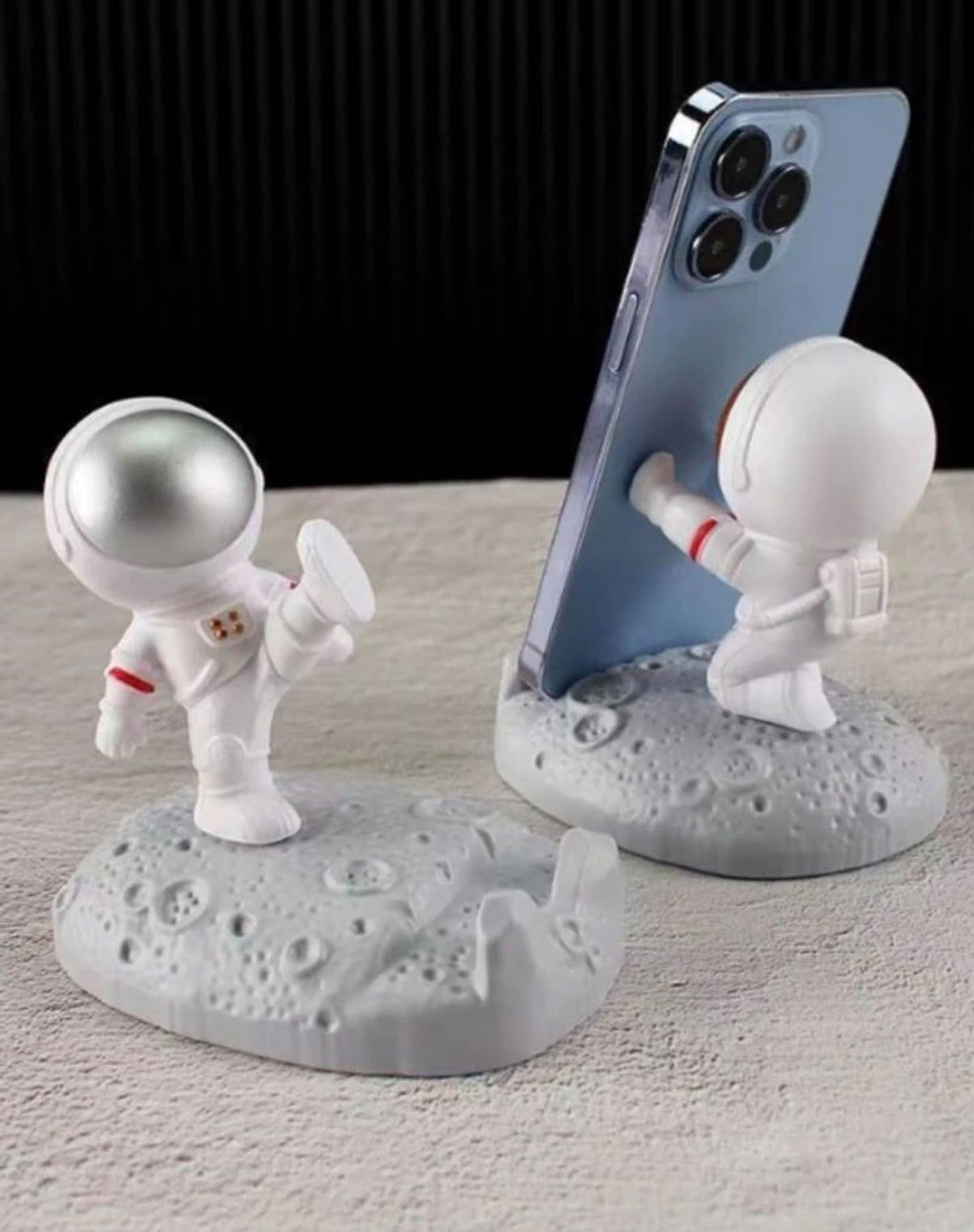 Cute Astronaut mobile holder